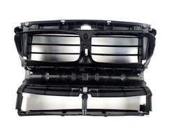 Панель повітроводу ( Телевізор ) на BMW 5 Series F10 / F11 2010-2017 року ( Без електро )