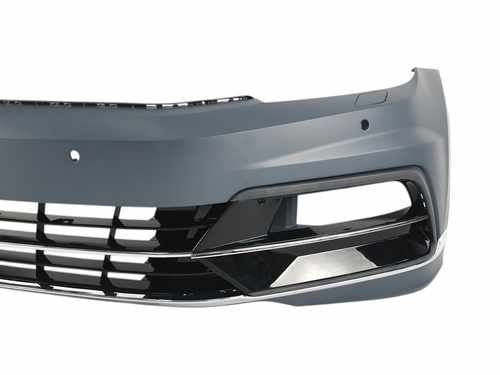 Передній бампер на Volkswagen B8 2014-2019 року (в стилі R-Line)