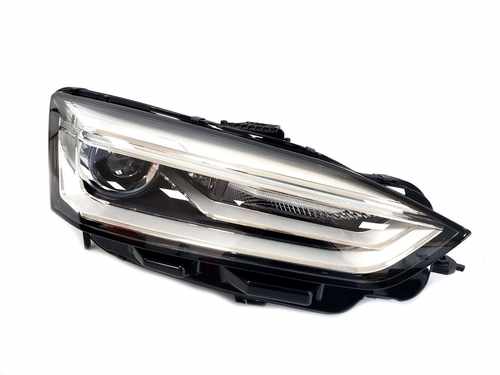 Передні фари Bi-Xenon на Audi A5 B9 2016-2020 року