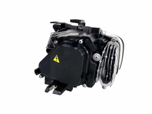 Передні фари Xenon на Audi Q3 8U 2011-2014 року