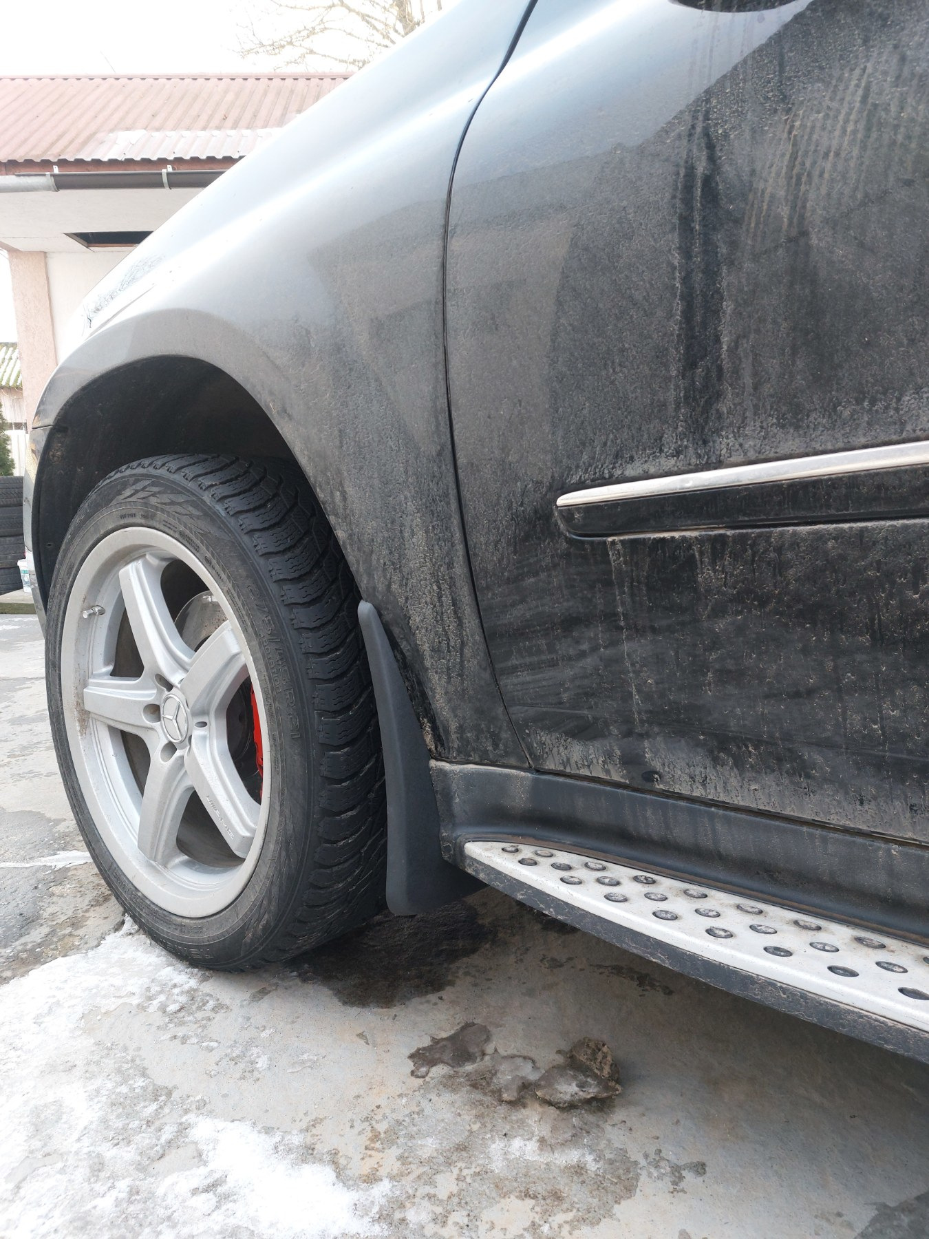 Бризковики передні до Mercedes Benz ML, GL-class X164 2006-2012