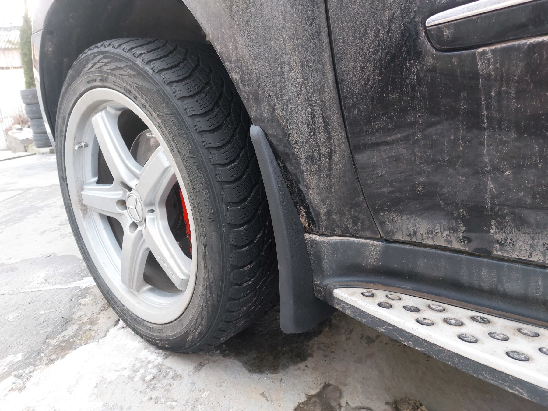 Бризковики передні до Mercedes Benz ML, GL-class X164 2006-2012