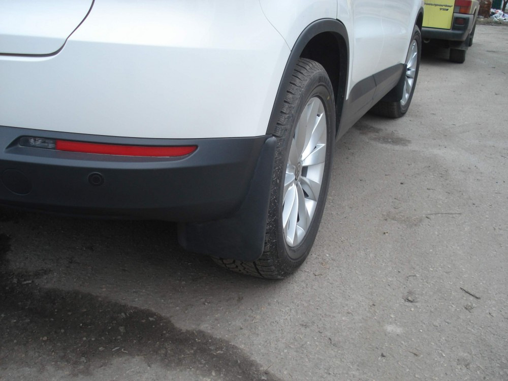 Бризковики задні Volkswagen Tiguan 2007-2016 (комплект 2шт)