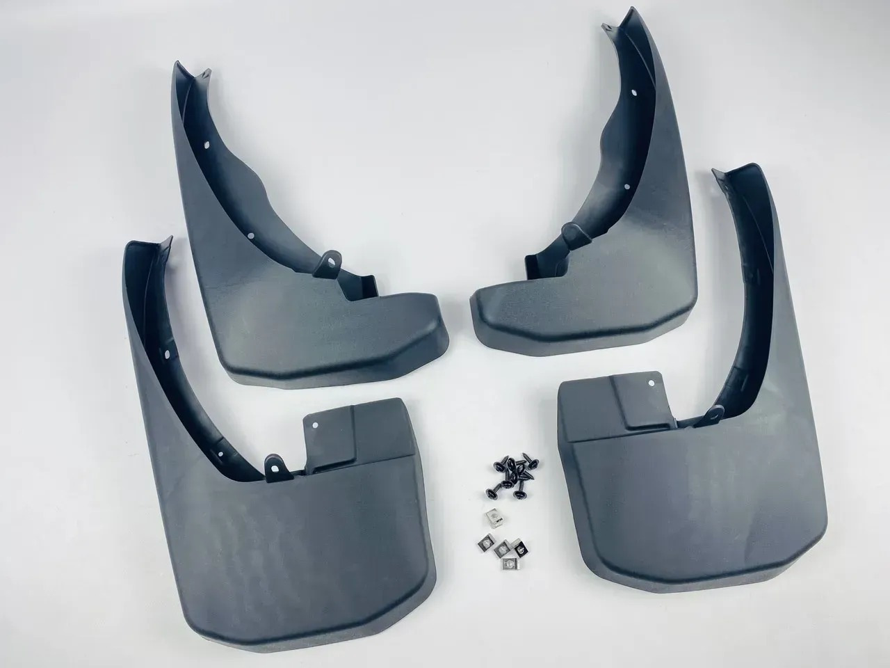 Бризковики Nissan Navara 2005-2015, комплект 4шт.