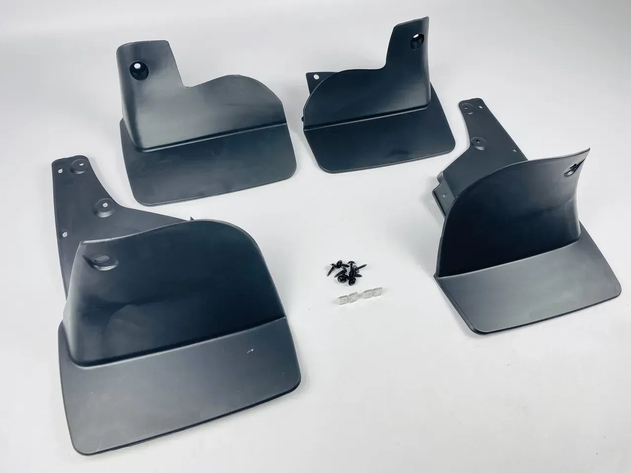 Бризковики Toyota Land Cruiser 100 1998-2006, к-кт 4 шт. Benke