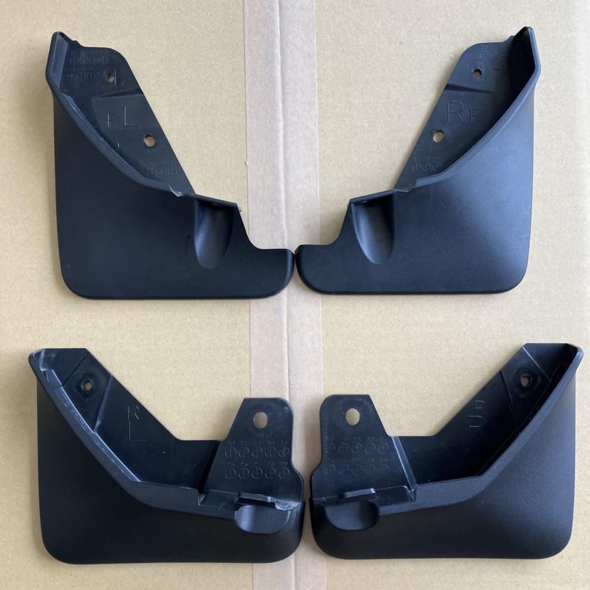 Бризковики Toyota Yaris Cross 2021+, к-кт 4шт.