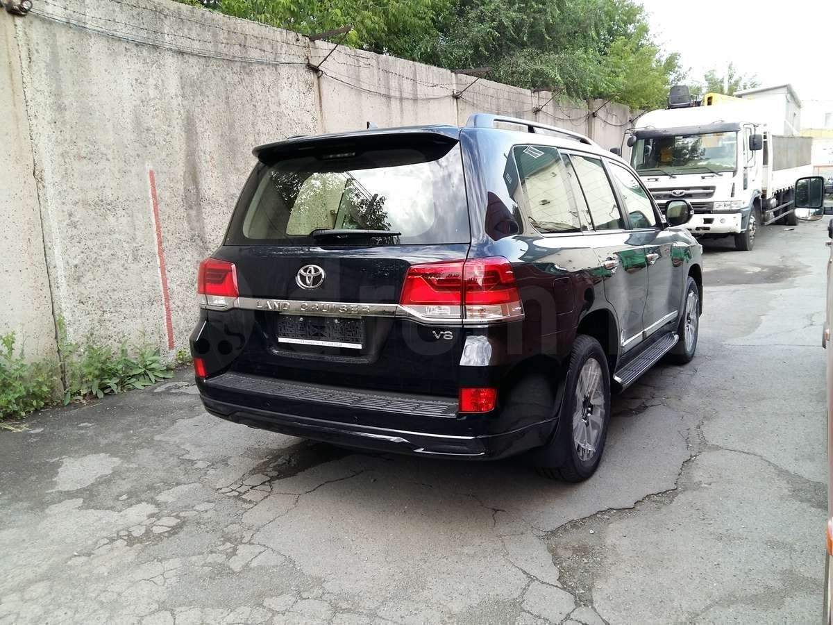 Спойлер в стилі 2016 року Toyota Land Cruiser 200 2007-2018