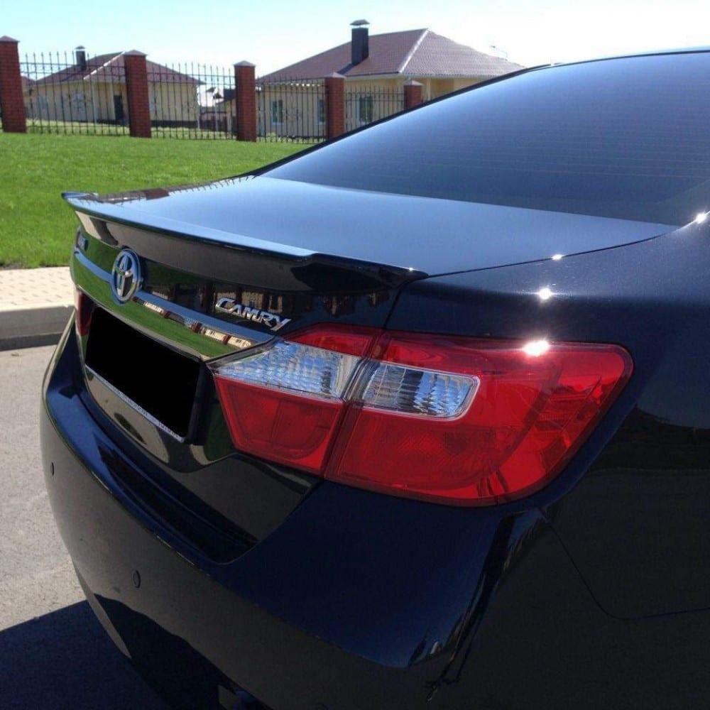 Спойлер лип багажника Toyota Camry 50/55 2011-2016 Чорний