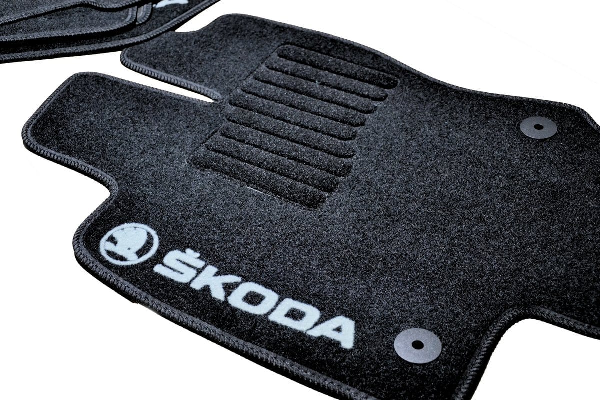 Килимки в салон ворсові для Skoda Octavia A7 (2012-) /Чорні, кт. 5шт