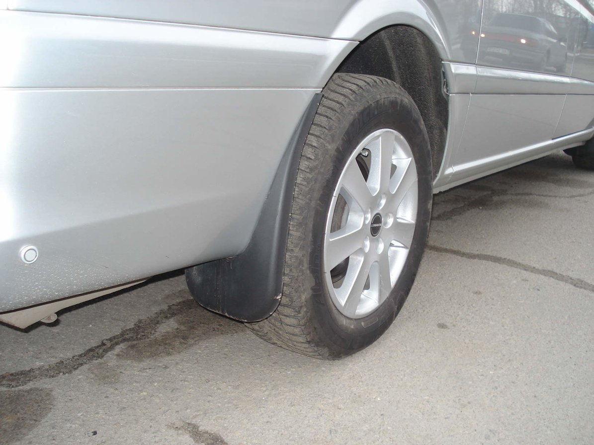 Бризковики Mercedes Vito 639 2003-2010 , (4шт.)