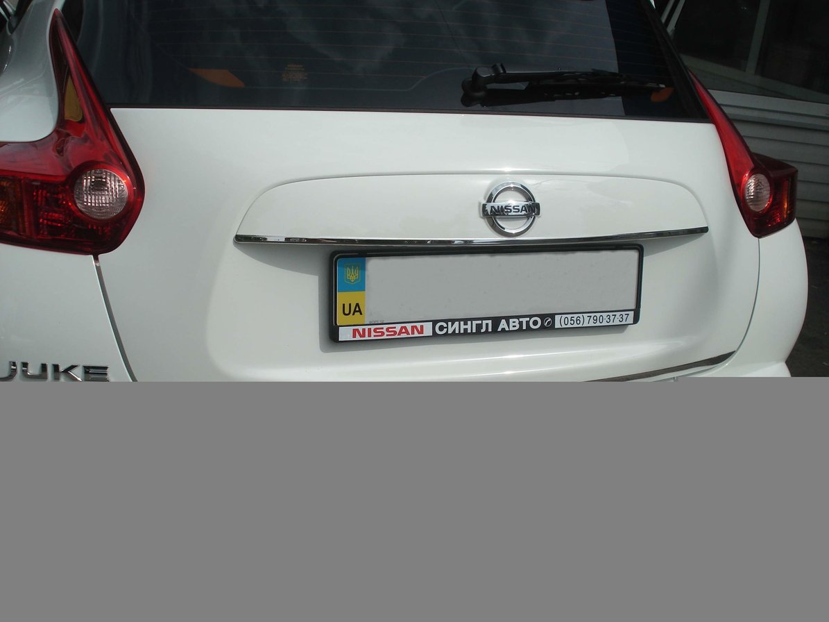 Хром накладка на планку багажника Nissan Juke 2011-2015 (нержавіюча сталь)