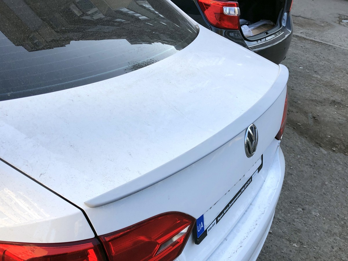 Спойлер ліп багажника Volkswagen Jetta 2010-2017 ABS пластик під фарбування