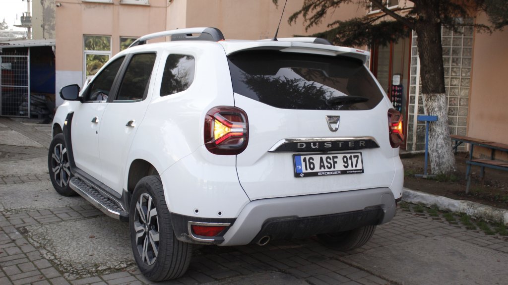 Спойлер Meliset V3 (під фарбування) для Dacia Duster 2018↗ рр.