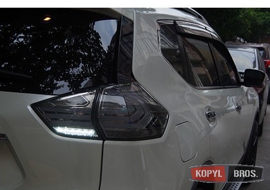 Задні ліхтарі тюнінг LED хром тоновані для Nissan X-trail T32 2014-2017