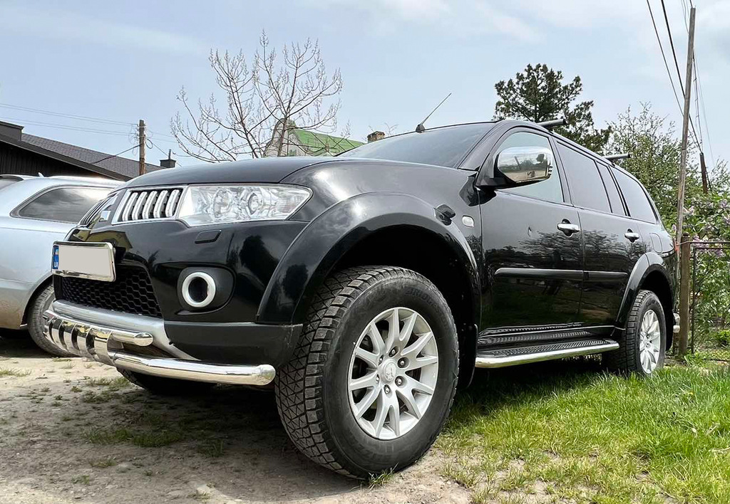 Передній захист ST015 (нерж.) для Mitsubishi Pajero Sport 2008-2015