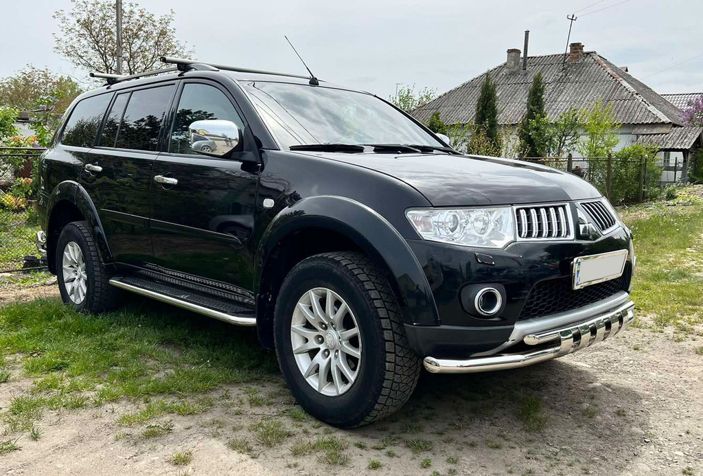 Передній захист ST015 (нерж.) для Mitsubishi Pajero Sport 2008-2015