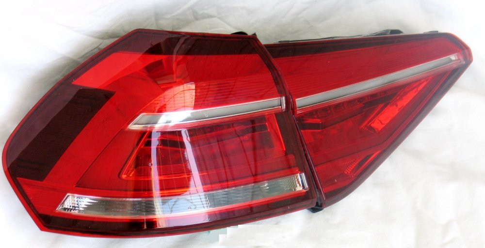 Задні ліхтарі LED для Volkswagen Passat B8 USA