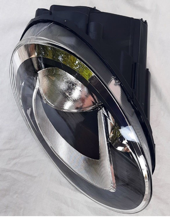 Передні фари под ксенон стиль LD для Volkswagen New Beetle 2013+