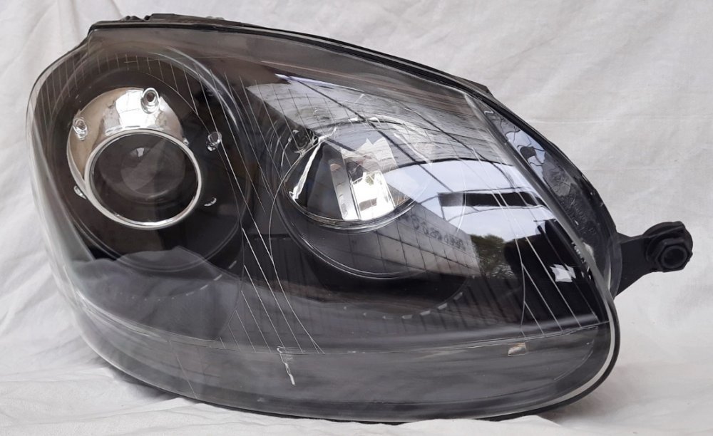 Передні фари TC стиль GTI для Volkswagen Golf Mk5 2003-2008