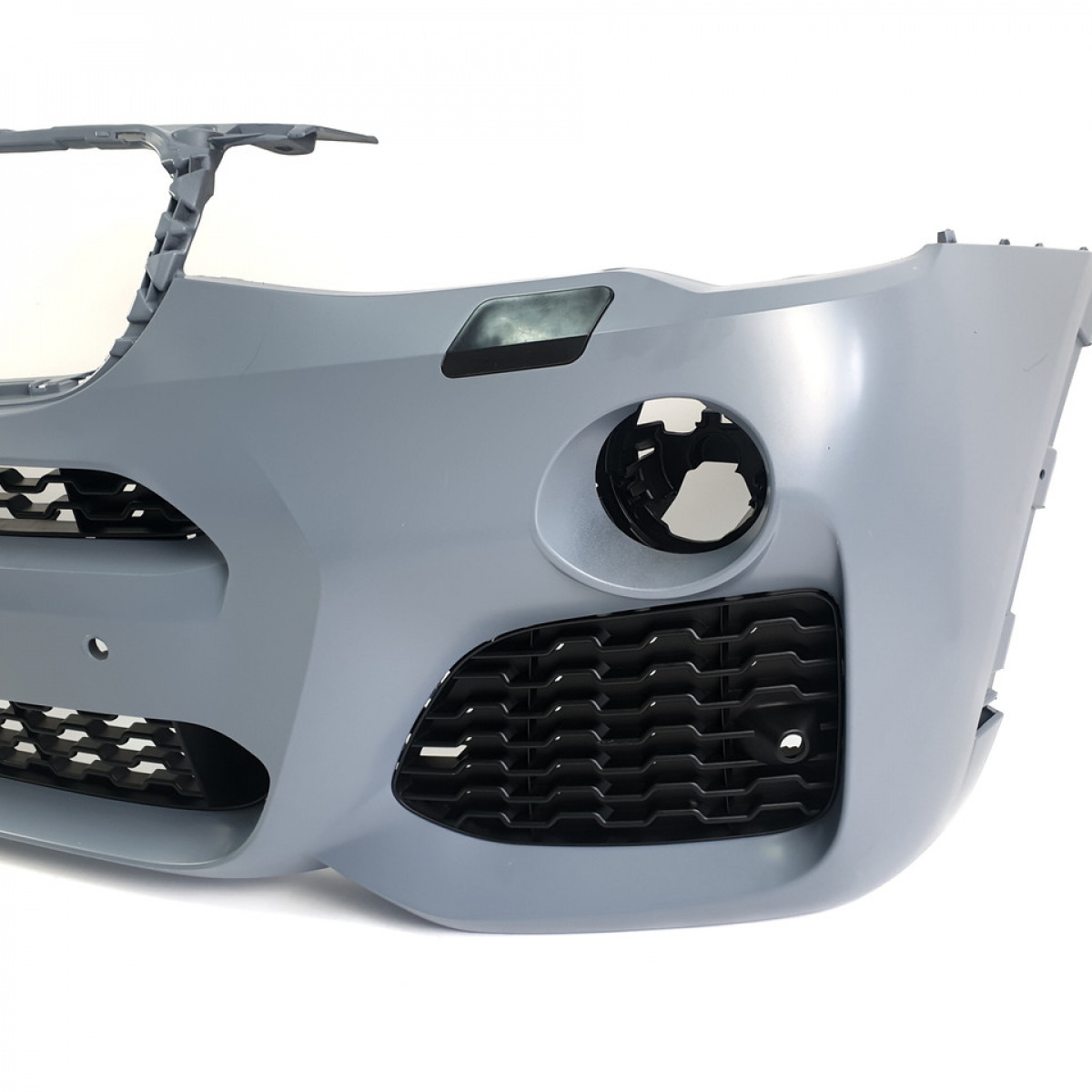 Передний бампер на BMW X3 F25 2014-2017 года ( M Sport Paket )