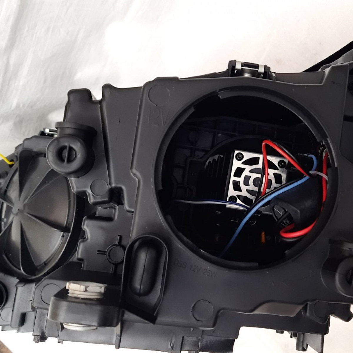 Передні фари тюнінг FULL LED стиль TLZ для Volkswagen Tiguan 2012-2016