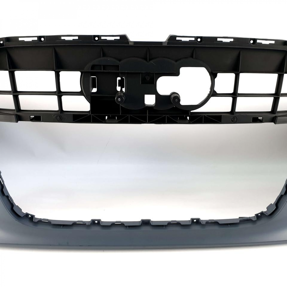 Передній бампер на Audi A6 C7 2011-2014 року (Стандарт)