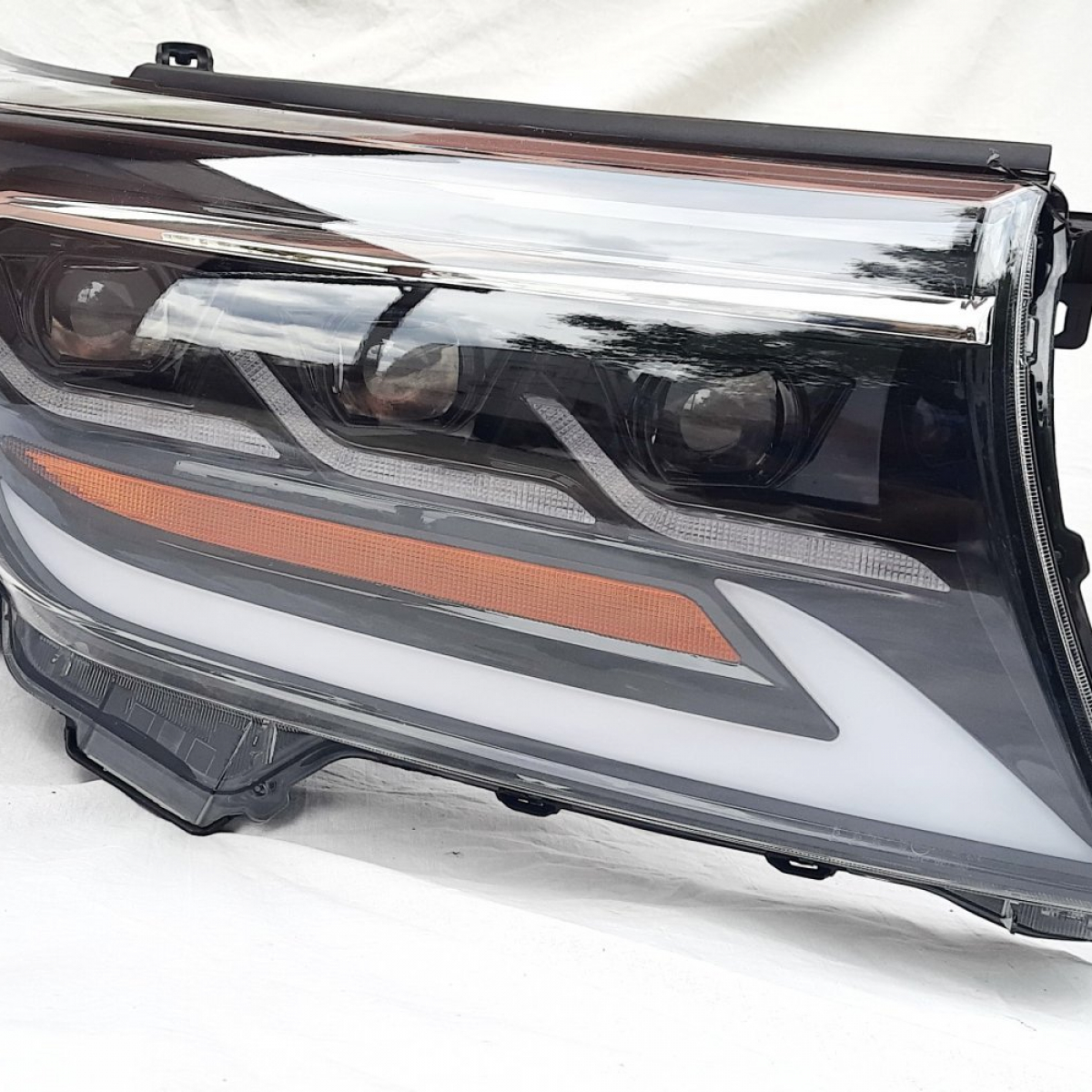 Передние фары FULL LED тюнинг стиль Lexus NS для Toyota Land Cruiser LC 200 2008-2016