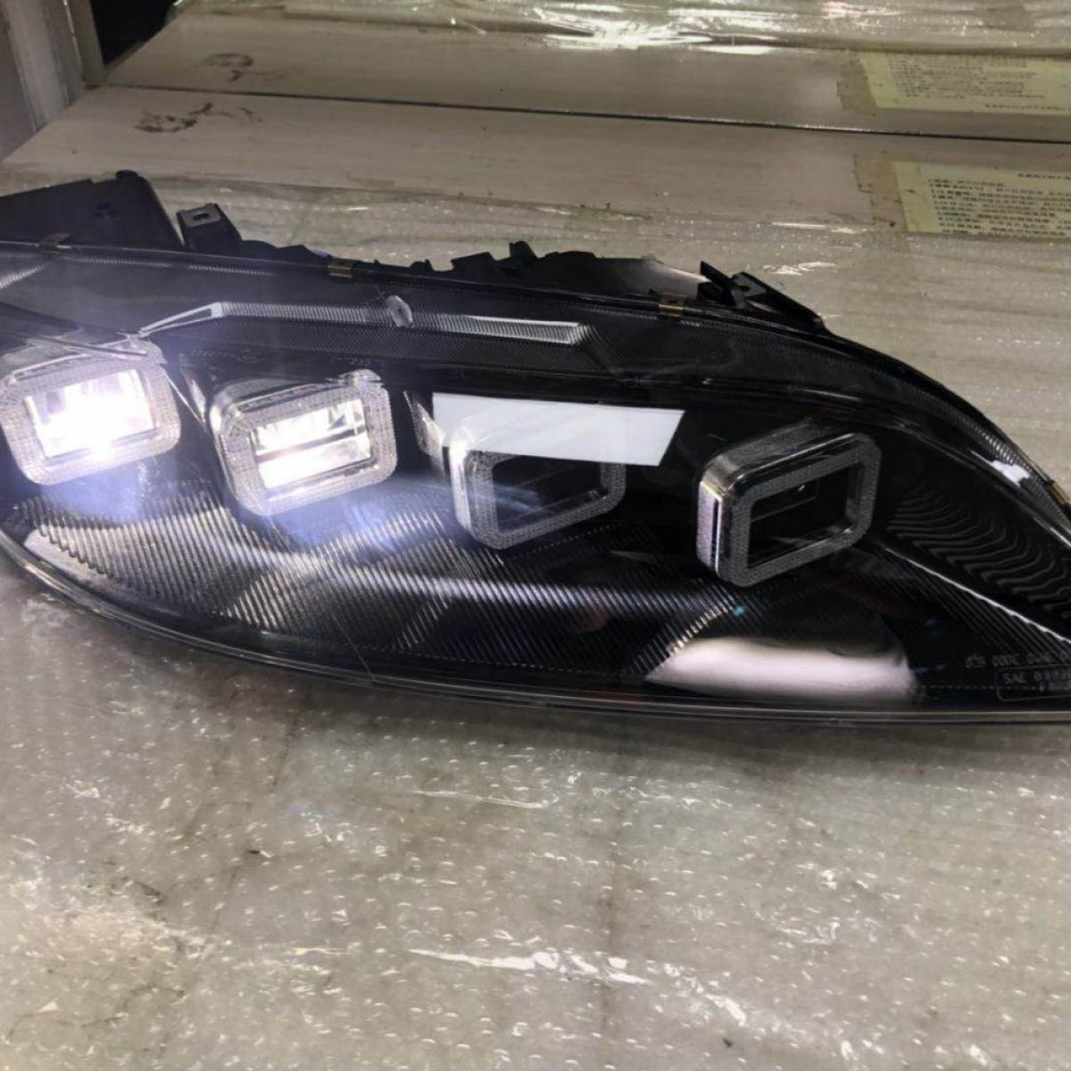 Передні фари FULL LED стиль BRL для Mazda 6 GG 2003-2007
