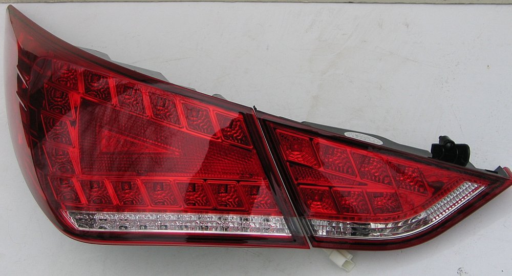 Задні ліхтарі червоні для Hyundai Sonata YF 2009-2014