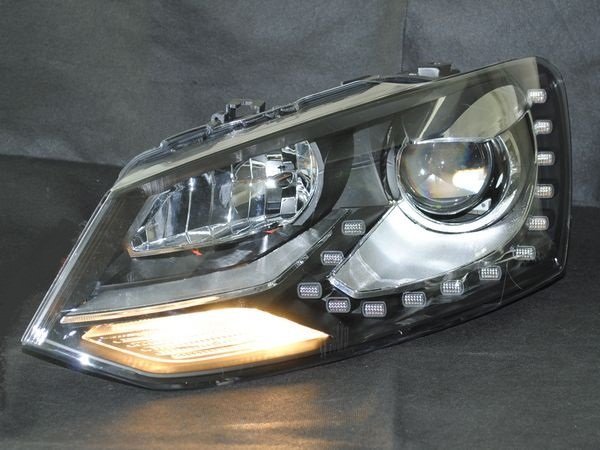 Передні фари GTI стиль для Volkswagen Polo Mk5 2012-2015