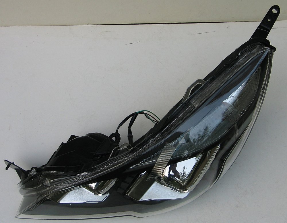 Передні фари ксенон для Subaru Outback 2009-2014