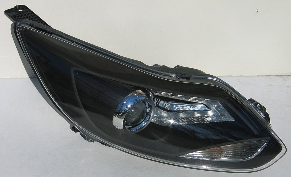 Передні фари тюнінг ксенон для Ford Focus 3 2011-2015