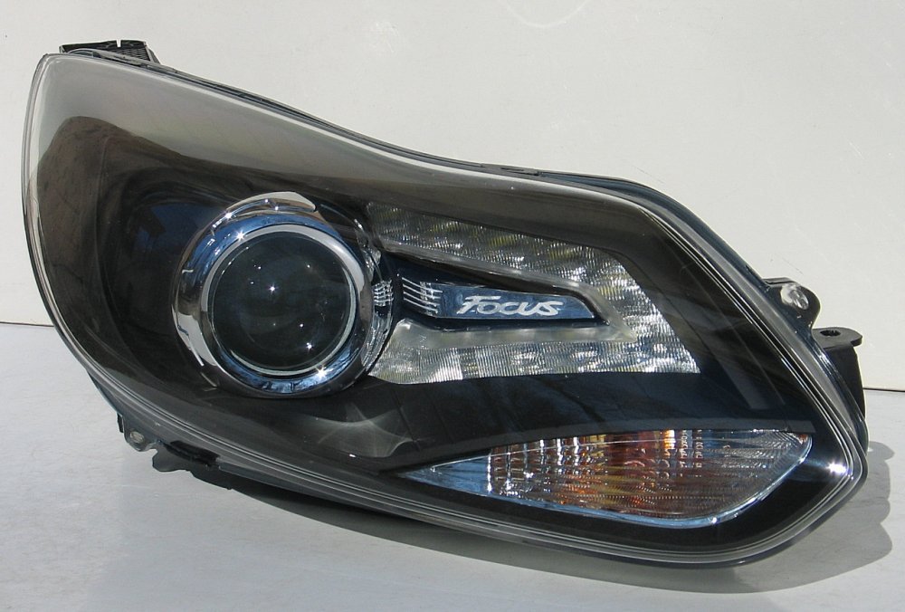 Передні фари тюнінг ксенон для Ford Focus 3 2011-2015