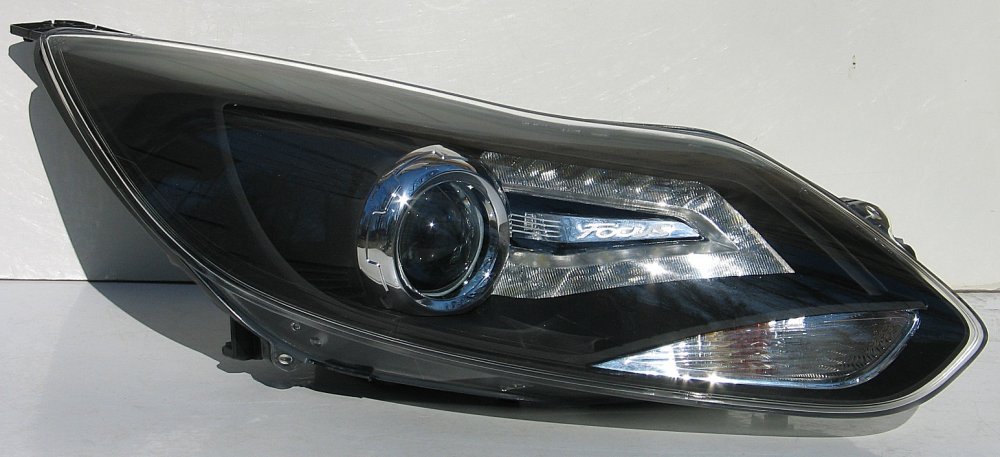 Передні фари тюнінг ксенон для Ford Focus 3 2011-2015