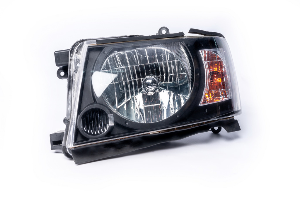 Передня оптика Safari Black (2004-2008, 2шт) для Nissan Patrol Y61 рр