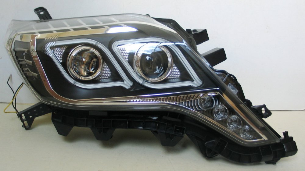Передні фари тюнінг ксенон LD для Toyota Prado 150 рестайлинг 2013-2017