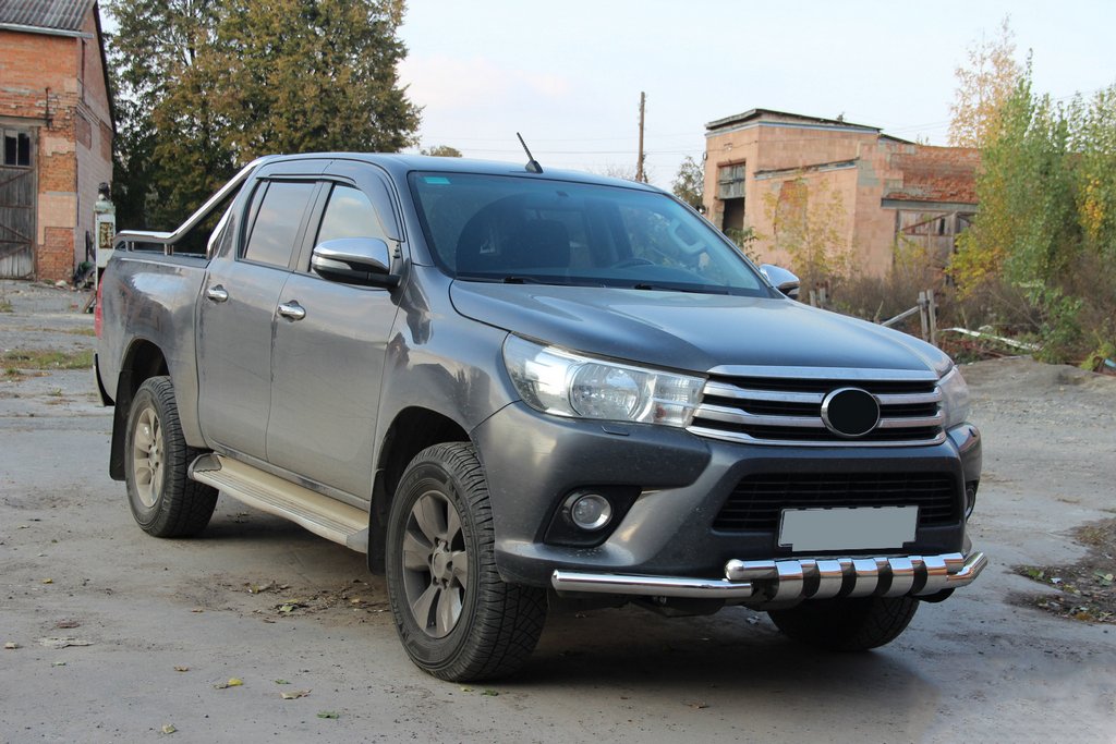 Передній захист F3-34 (нерж.) для Toyota Hilux 2015+ рр