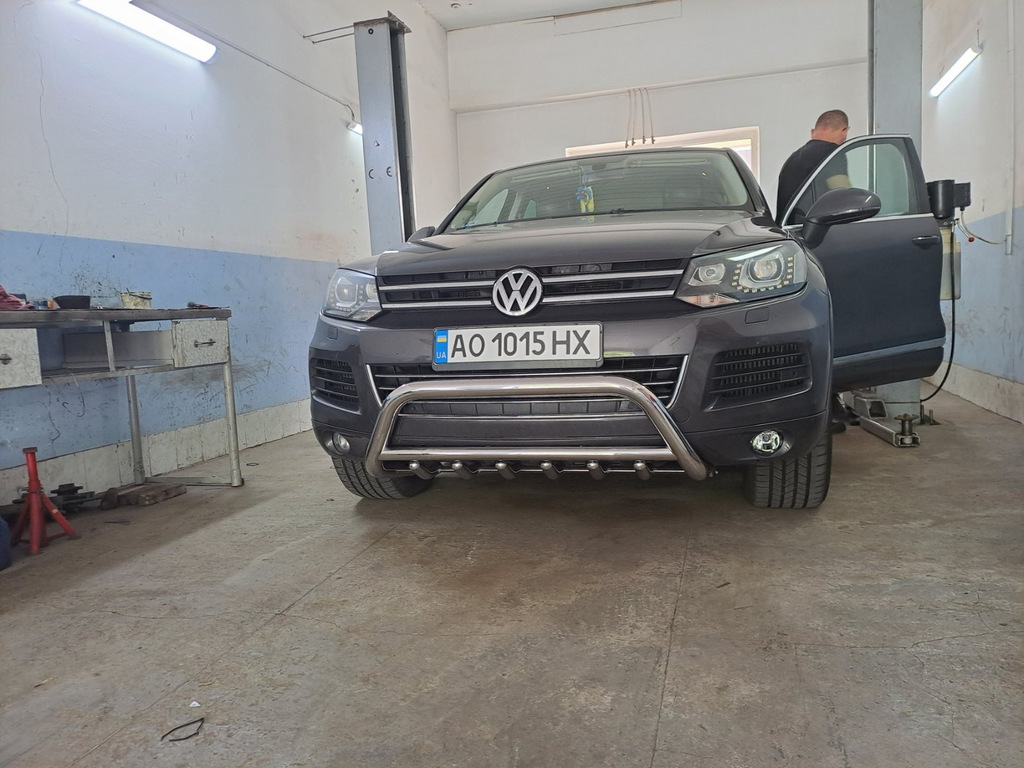 Кенгурятник WT003 (нерж) для Volkswagen Touareg 2010-2018 