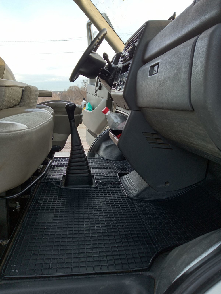 Килимки в салон Polytep для VW T-4 90+ (3 шт, передні)