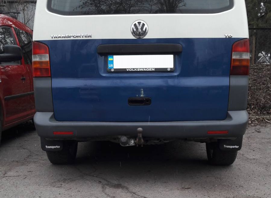 Задні бризковики (дешеві) для Volkswagen T5 рестайлінг 2010-2015 років.