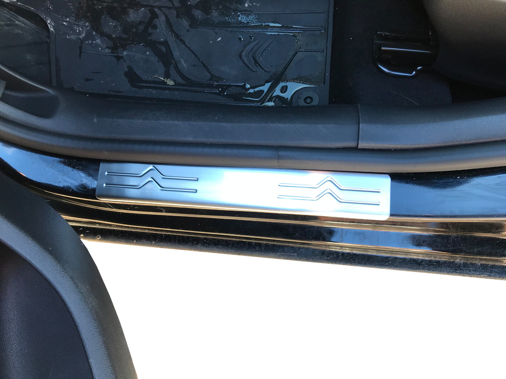 Хром нак-ки на дверні пороги (нерж.) для Citroen C4 2010+