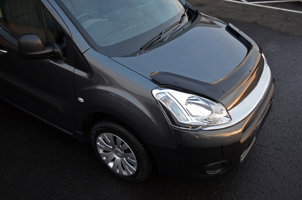 Дефлектор капота (EuroCap довга) для Citroen Berlingo 2008-2018 років.