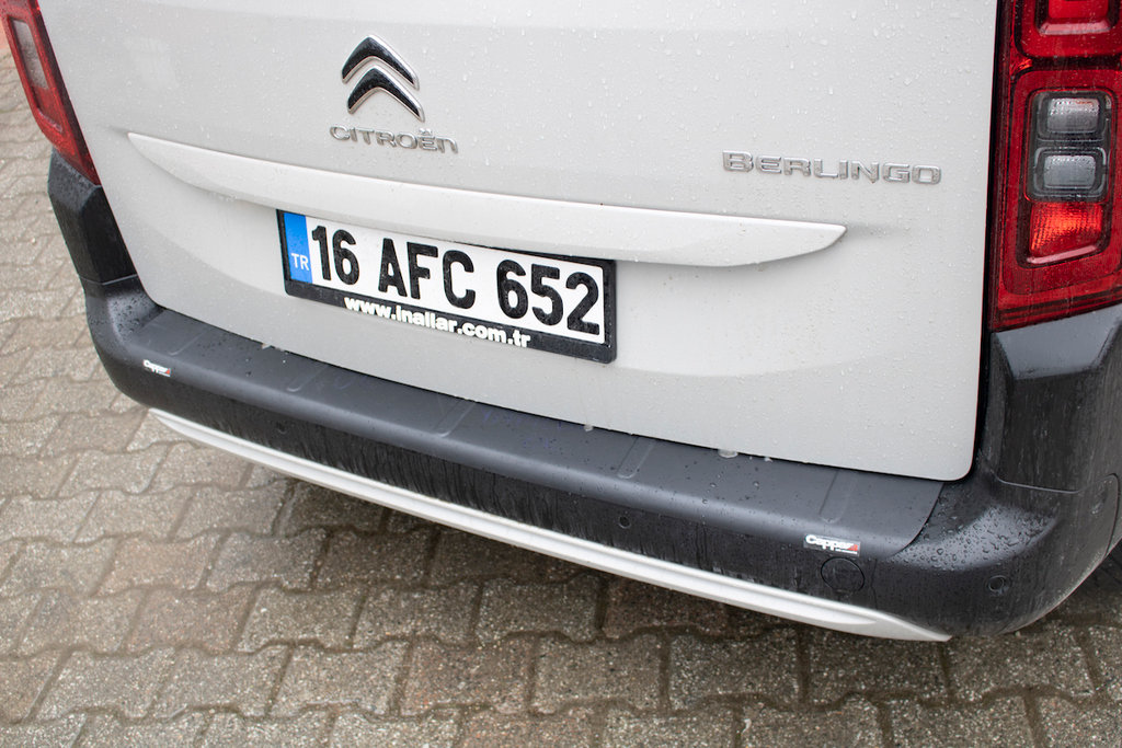 Накладка на задній бампер (ABS) для Citroen Berlingo/Multispace 2019↗ мм.