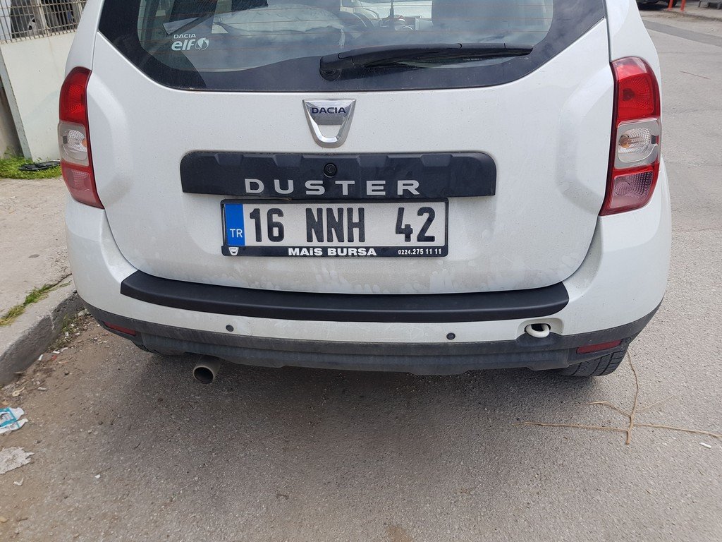 Накладка на задній бампер (ABS) для Renault Duster 2008-2017