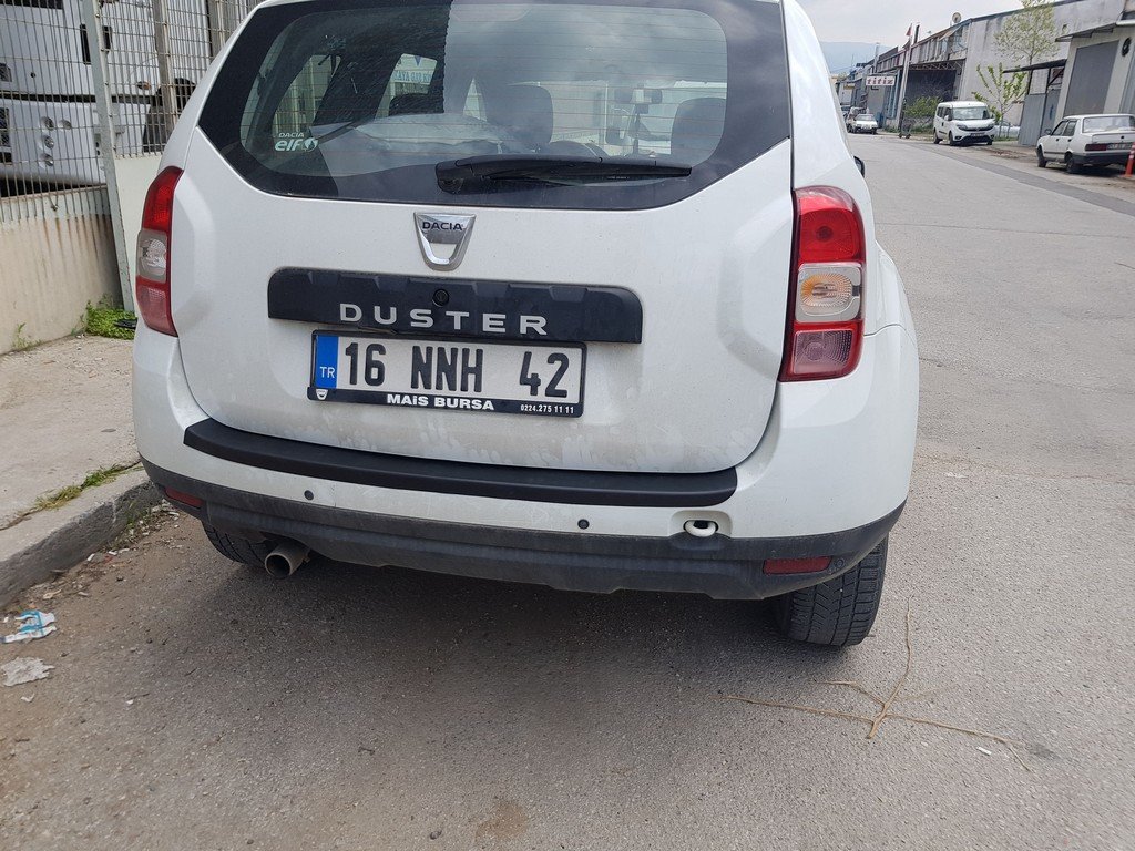Накладка на задній бампер (ABS) для Renault Duster 2008-2017