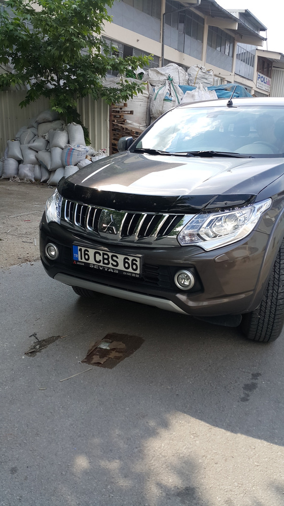 Дефлектор капота (EuroCap) для Mitsubishi L200 2015-2019