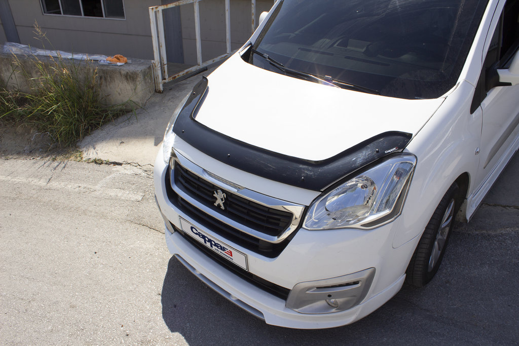 Дефлектор капота (EuroCap довга) для Citroen Berlingo 2008-2018 років.