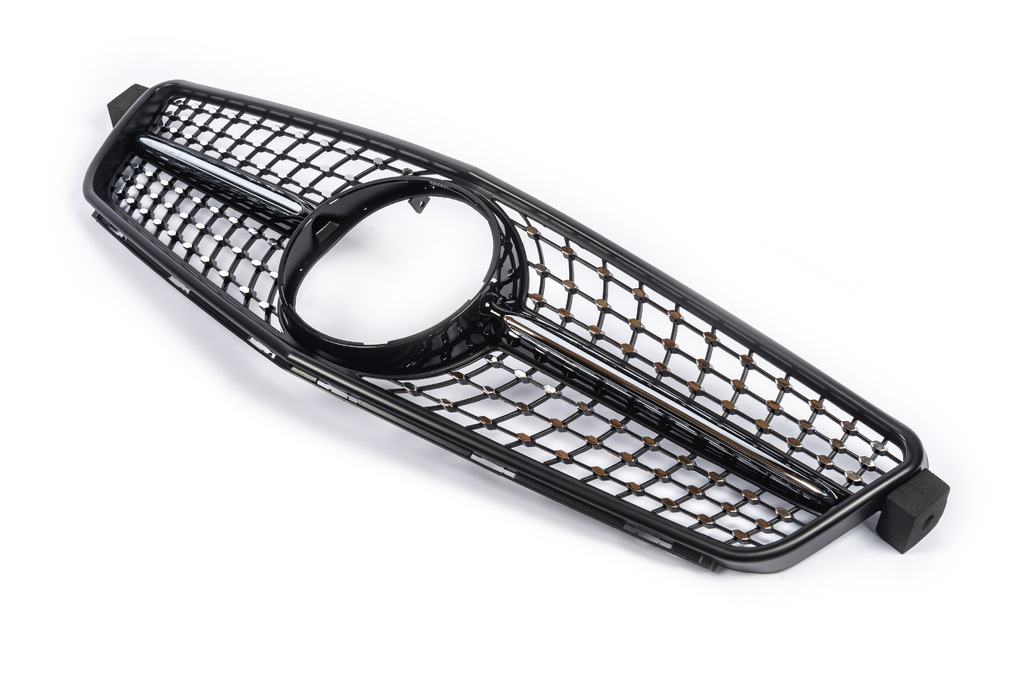 Передня решітка Diamond для Mercedes C-class W204 2007-2015рр.