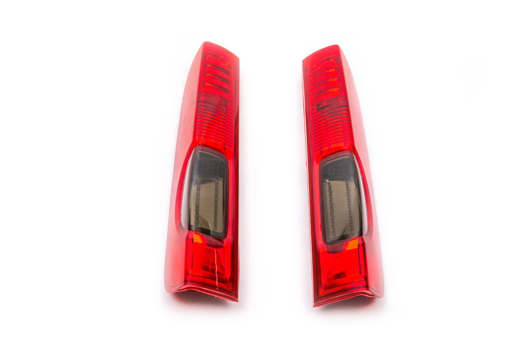 Задні ліхтарі LED (2 шт) для Nissan Primastar 2002-2014рр.
