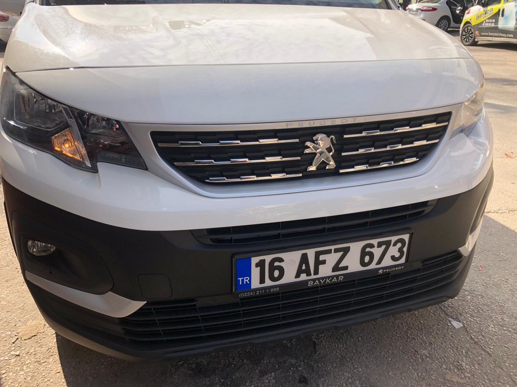Планка над номером (нерж.) для Peugeot Partner/Rifter 2019-